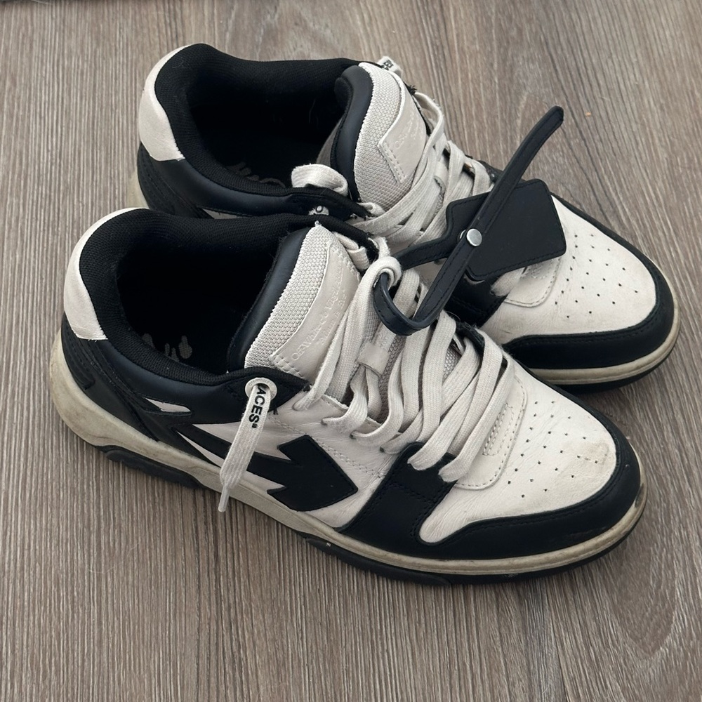 Off-White Black and White OOO Sneakers
